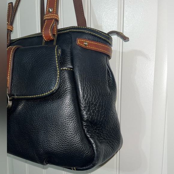 Dooney & Bourke Samba Pebbled Leather Large Black Satchel Logo
Lock Purse - Picture 12 of 16